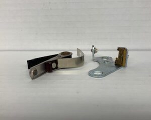 Rolls Royce Phantom III Ignition points and base set (loc M62)